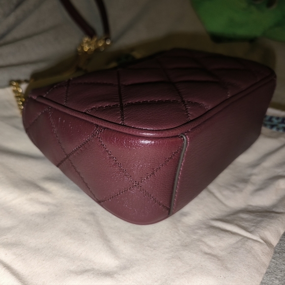 Tory Burch Willa Mini Top Handle Bag Burgundy - Picture 11 of 12